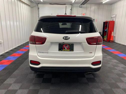 2020 Kia Sorento LX