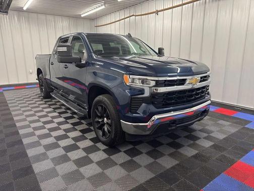 Blue Metallic 2022 Chevrolet Silverado 1500 LT