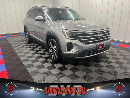 2024 Volkswagen Atlas 2.0T SE w/Technology 4MOTION