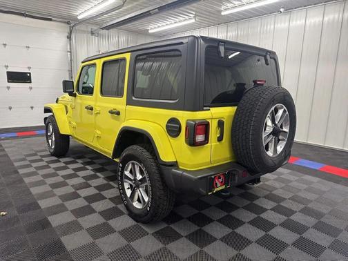 2023 Jeep Wrangler 4-Door Sahara