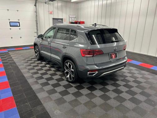 2023 Volkswagen Taos 1.5T SEL