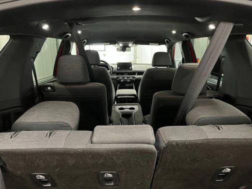 2023 Honda Pilot AWD Sport