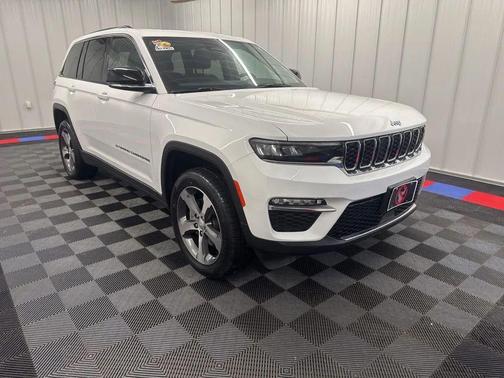 2023 Jeep Grand Cherokee 4xe Base