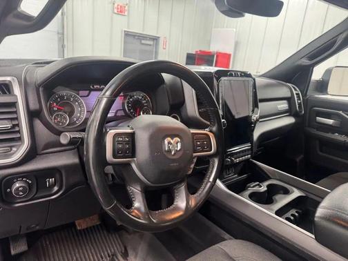 2022 RAM 2500 Big Horn Crew Cab 4x4 6'4' Box