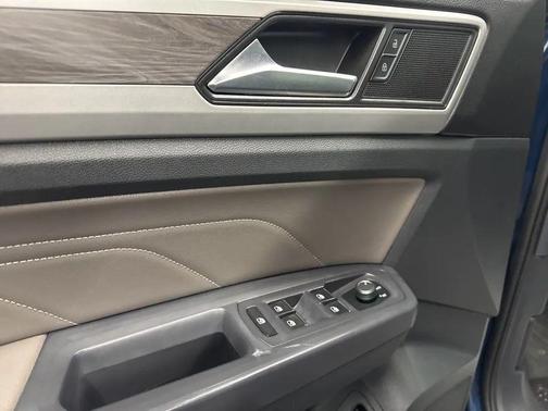 2021 Volkswagen Atlas Cross Sport 3.6L V6 SE w/Technology