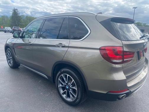 Photo 4 of 20 of 2017 BMW X5 xDrive35d