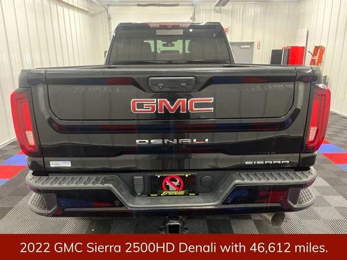 Onyx Black 2022 GMC Sierra 2500 Denali