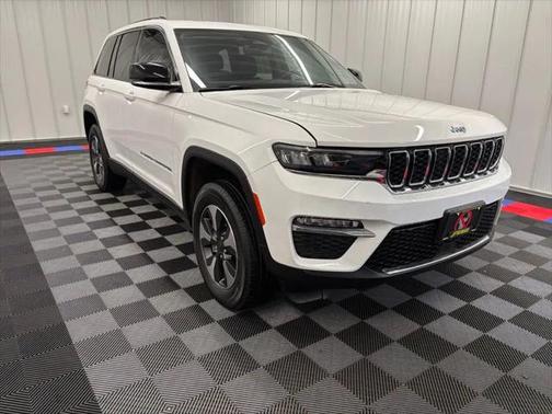 2023 Jeep Grand Cherokee 4xe Base