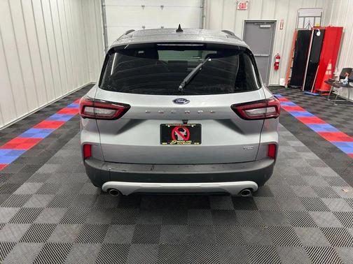 2024 Ford Escape PHEV SE