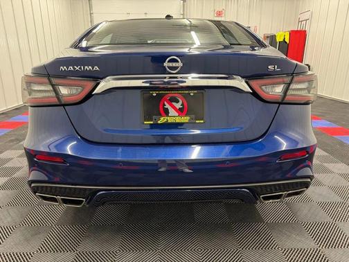 Deep Blue Pearl 2023 Nissan Maxima SL