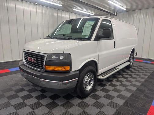 2023 GMC Savana 2500 Work Van