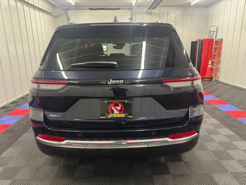 2022 Jeep Grand Cherokee 4xe Base