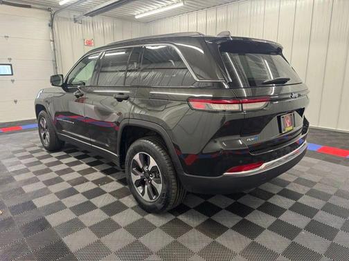 2023 Jeep Grand Cherokee 4xe Base
