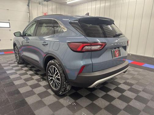 2024 Ford Escape PHEV SE