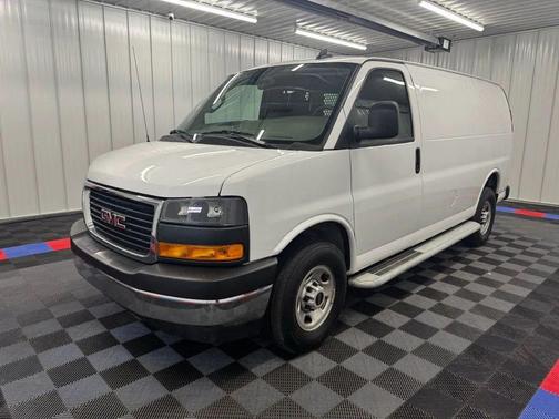 2023 GMC Savana 2500 Work Van