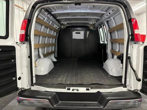 2023 Chevrolet Express 2500 RWD 2500 Regular Wheelbase WT
