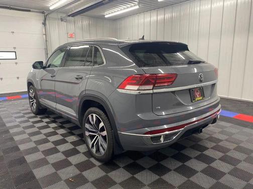 2023 Volkswagen Atlas Cross Sport 3.6L V6 SEL Premium R-Line