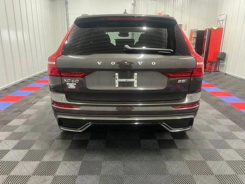 2025 Volvo XC60 B5 Plus