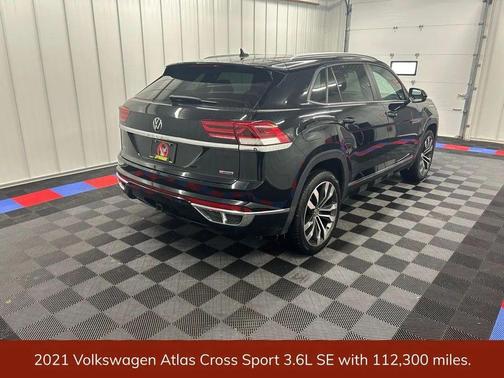 2021 Volkswagen Atlas Cross Sport 3.6L V6 SE w/Technology R-Line