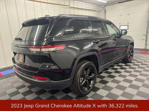 2023 Jeep Grand Cherokee Altitude