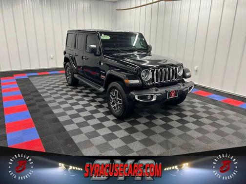 2024 Jeep Wrangler 4-Door Sahara