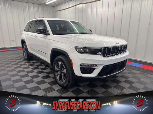 Bright White Clearcoat 2023 Jeep Grand Cherokee 4xe Base