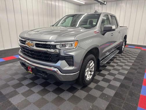 Sterling Grey Metallic 2024 Chevrolet Silverado 1500 LT