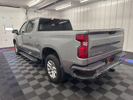 Sterling Grey Metallic 2024 Chevrolet Silverado 1500 LT