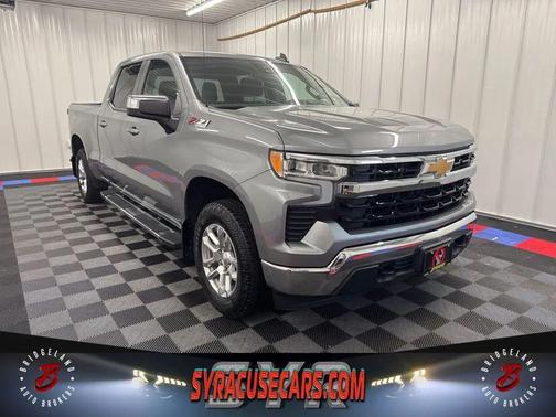 Sterling Grey Metallic 2024 Chevrolet Silverado 1500 LT