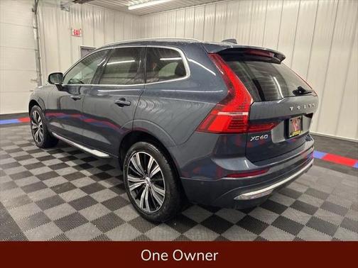 2022 Volvo XC60 B6 Inscription