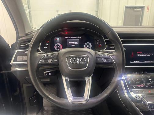 2022 Audi Q7 55 Premium