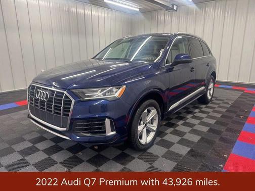 2022 Audi Q7 55 Premium
