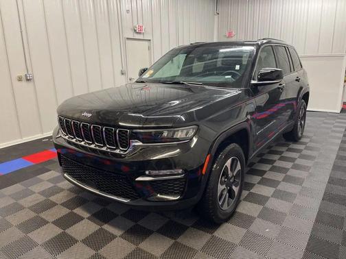 2024 Jeep Grand Cherokee 4xe Base