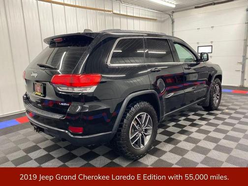 2019 Jeep Grand Cherokee Laredo