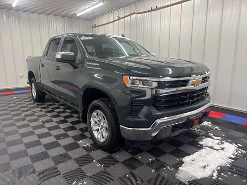 2025 Chevrolet Silverado 1500 LT