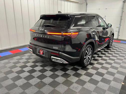 2022 INFINITI QX60 SENSORY