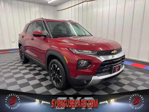 Scarlet Red Metallic 2021 Chevrolet Trailblazer LT