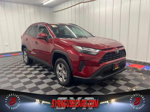 2022 Toyota RAV4 XLE