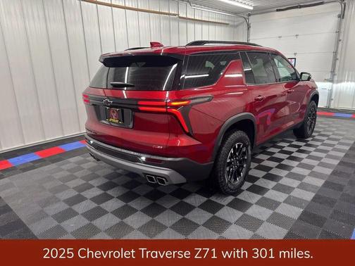2025 Chevrolet Traverse AWD Z71