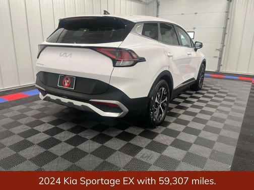 2024 Kia Sportage EX