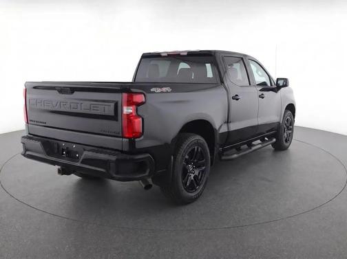 Black 2022 Chevrolet Silverado 1500 Limited Custom