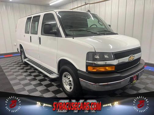 Summit White 2024 Chevrolet Express 2500 Work Van