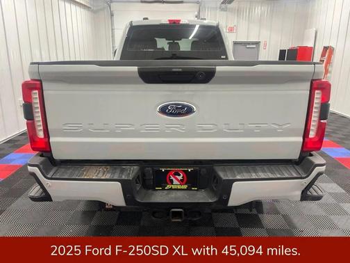 Avalanche Gray 2025 Ford F-250 XL