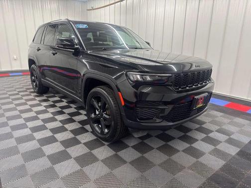 2023 Jeep Grand Cherokee Altitude