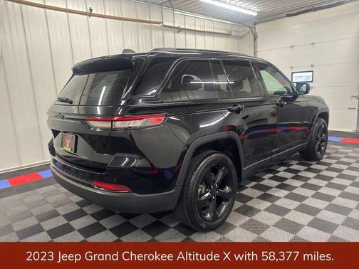 2023 Jeep Grand Cherokee Altitude