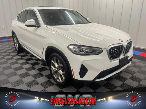 Alpine White 2025 BMW X4 xDrive30i