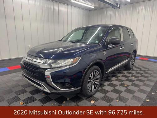 2020 Mitsubishi Outlander SE