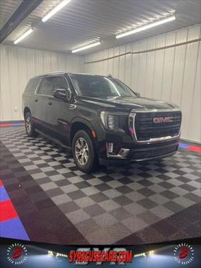 2022 GMC Yukon XL SLE