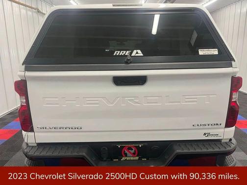 Summit White 2023 Chevrolet Silverado 2500 Custom