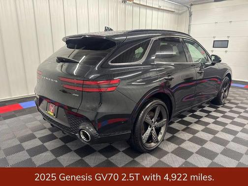2025 Genesis GV70 2.5T AWD